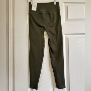 Victoria's Secret Seamless 7/8 Leggings